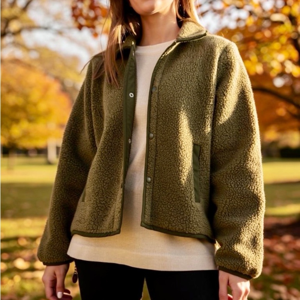 J. Crew Polartec Fleece Teddy Jacket in Frosty Olive Size XS.